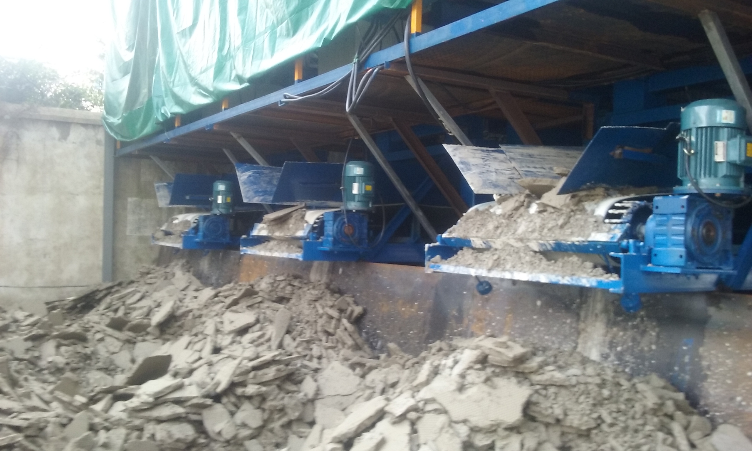 處理后的泥餅8 處理后的泥餅8